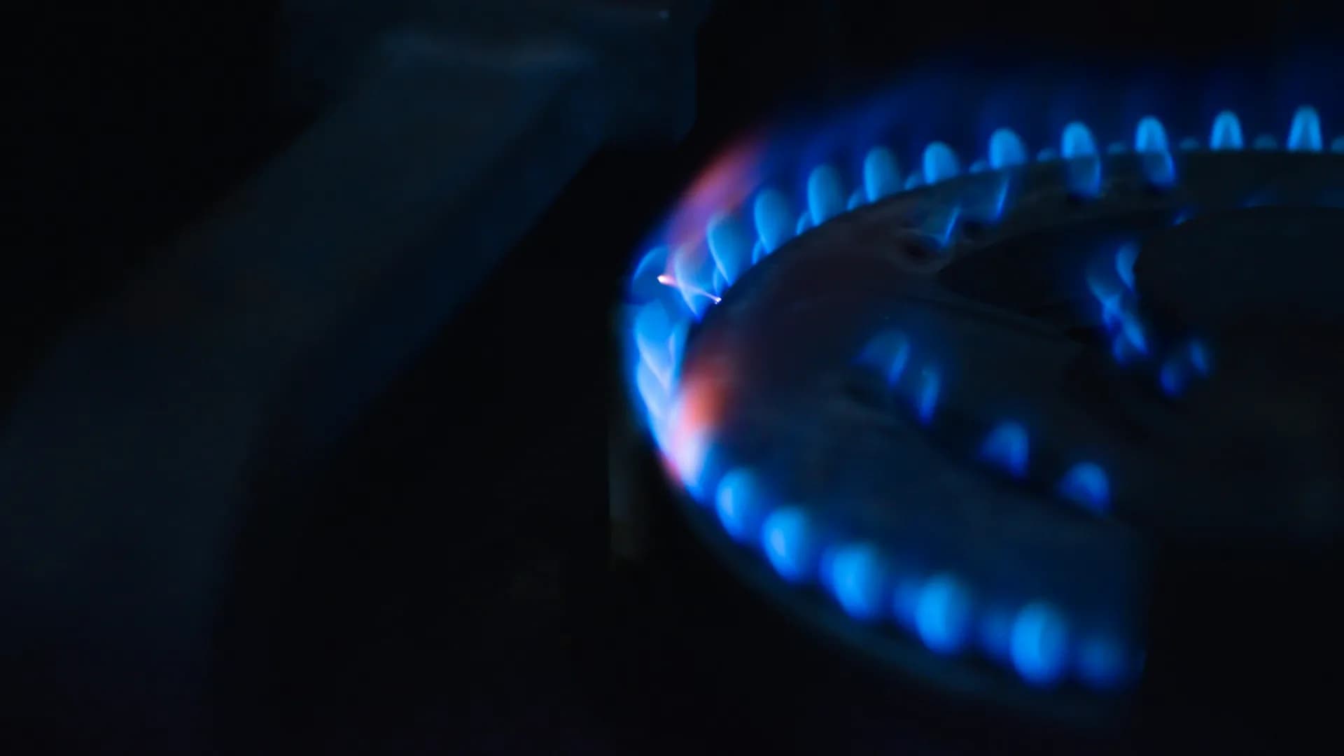 Gasdichtheitsprüfung an einer Grossküchenlinie